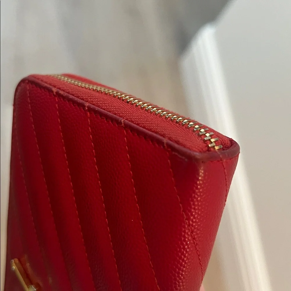 YSL SAINT LAURENT CASSANDRE MATELASSÉ LEATHER LONG ZIP AROUND WALLET RED - Picture 6 of 16